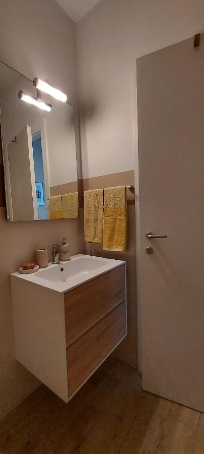 Houston House Leilighet Milano Eksteriør bilde